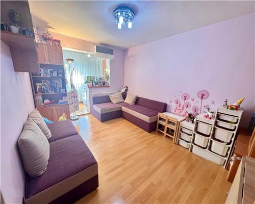 Apartament 2 camere decomandat zona Astra