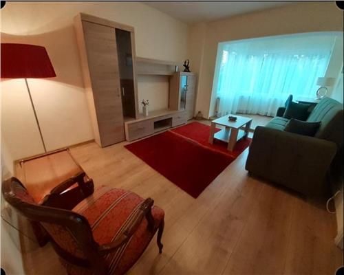 Apartament 2 camere decomandat etajul 1 Centrul Civic- Toamnei